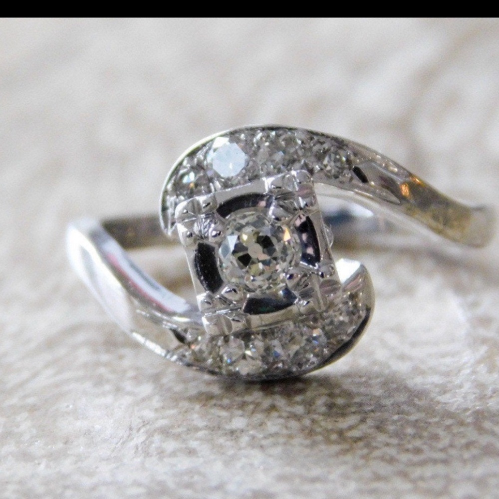 Antique Diamond Ring